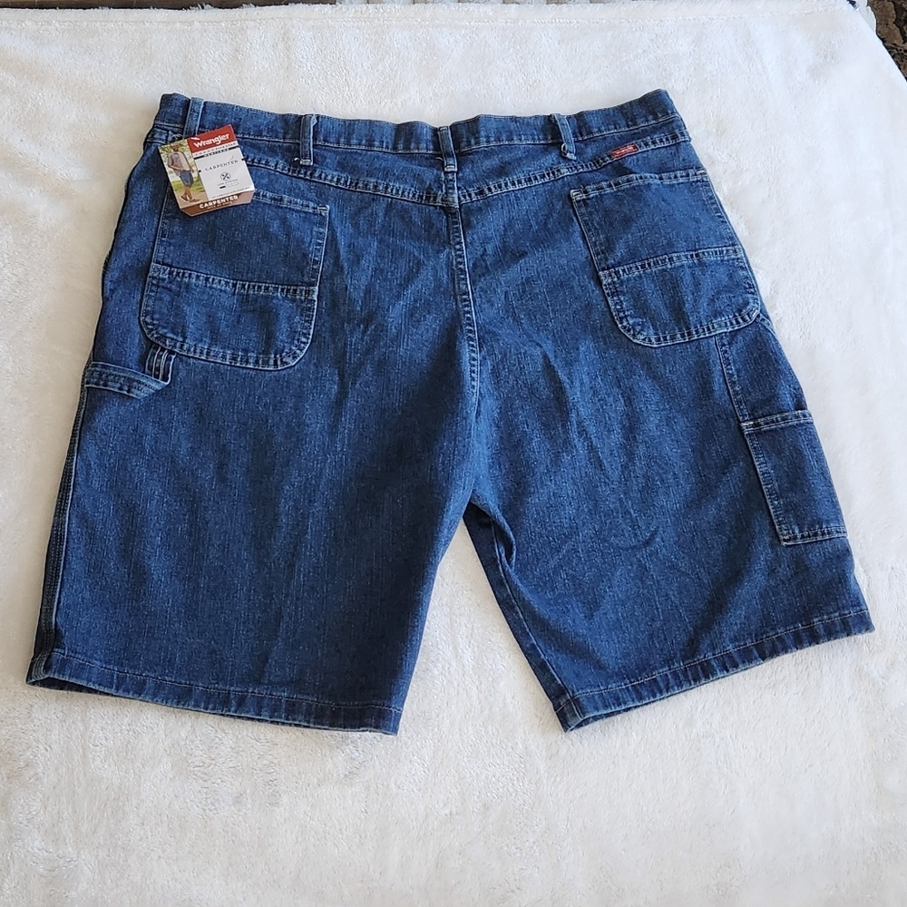👖 Wrangler Men’s Blue Denim Carpenter Shorts – Size 46, NWT, 11” Inseam - Picture 2 of 14